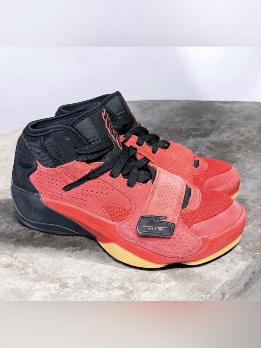 Nike Jordan Zion 2 "Raging Bull" Shoes in University Red & Black - Boys Size 4Y